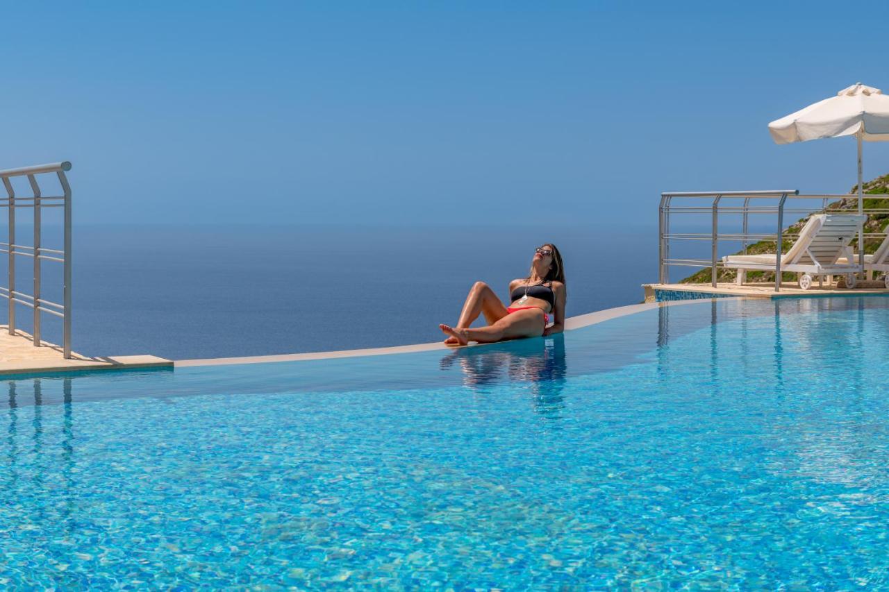 Petani Bay Hotel - Adults Only Vóvikes Eksteriør billede